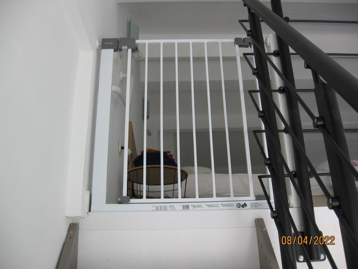Appartement Avec Chambre En Mezzanine Rognac Exterior photo