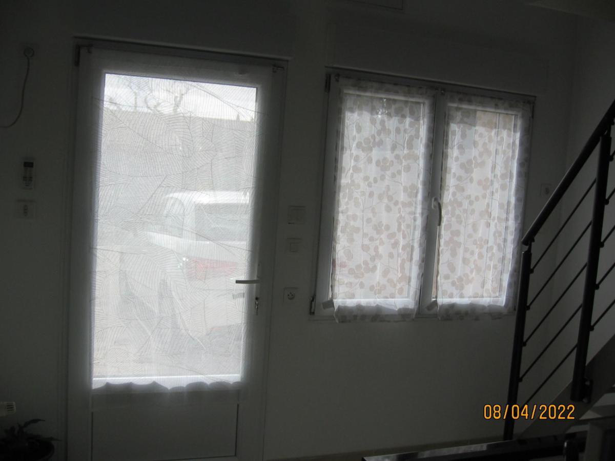 Appartement Avec Chambre En Mezzanine Rognac Exterior photo